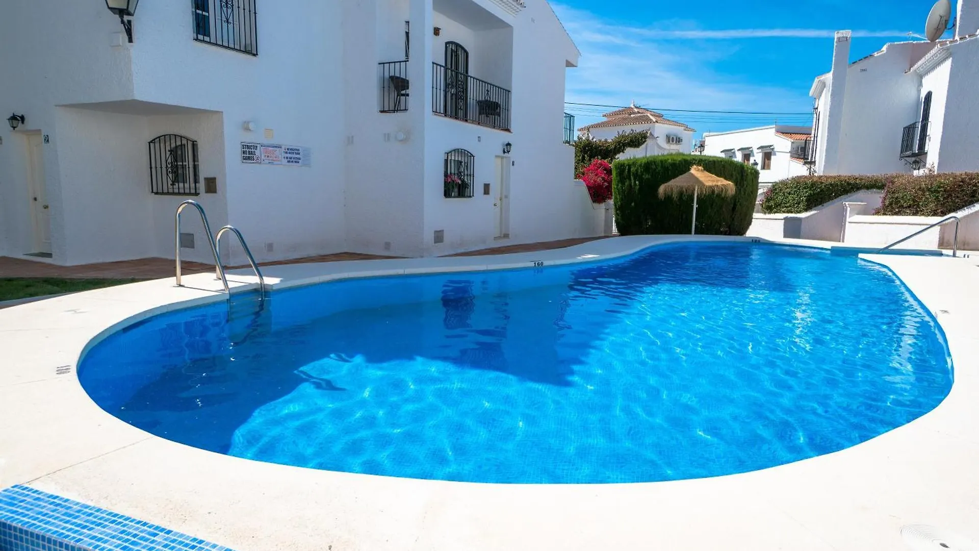 Los Pinos 19 Menyber Nerja