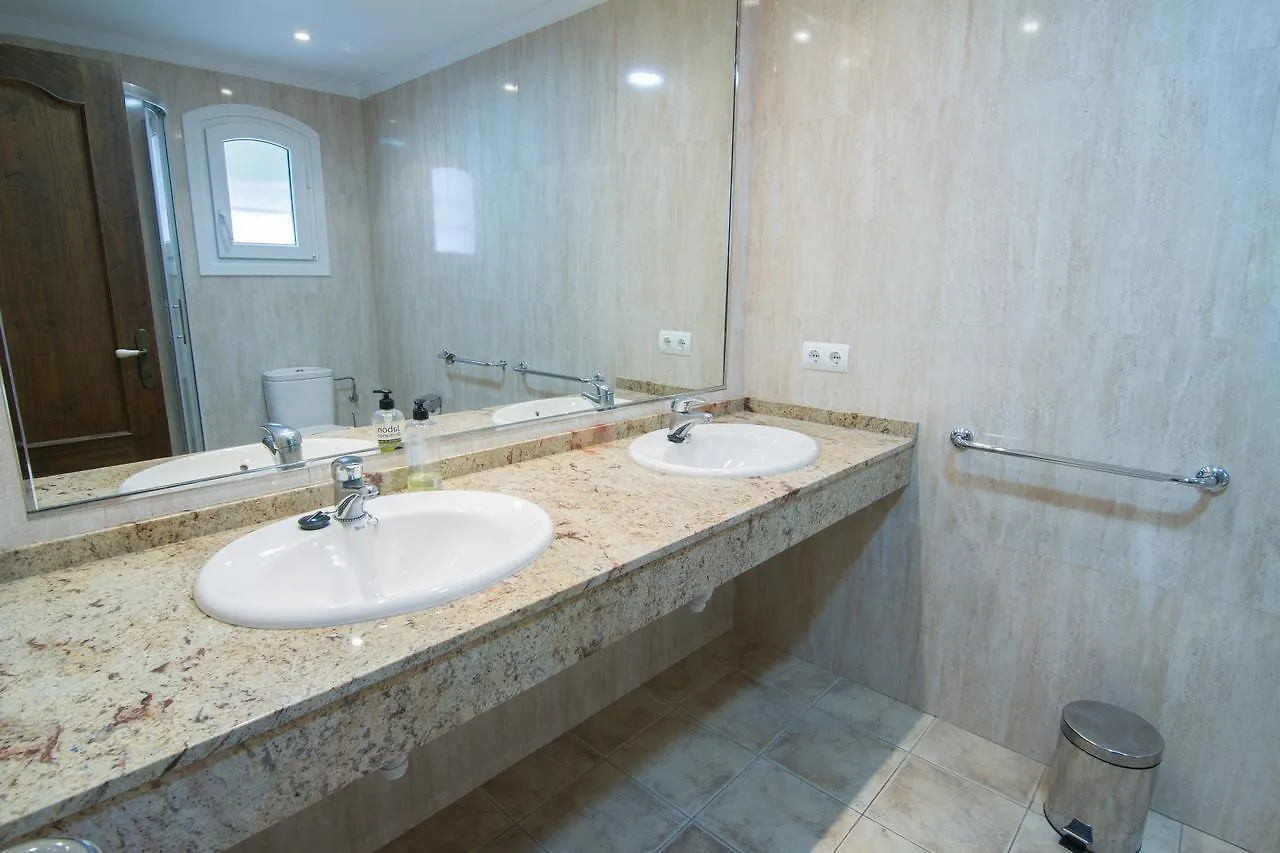 Apartment Los Pinos 19 Menyber Nerja