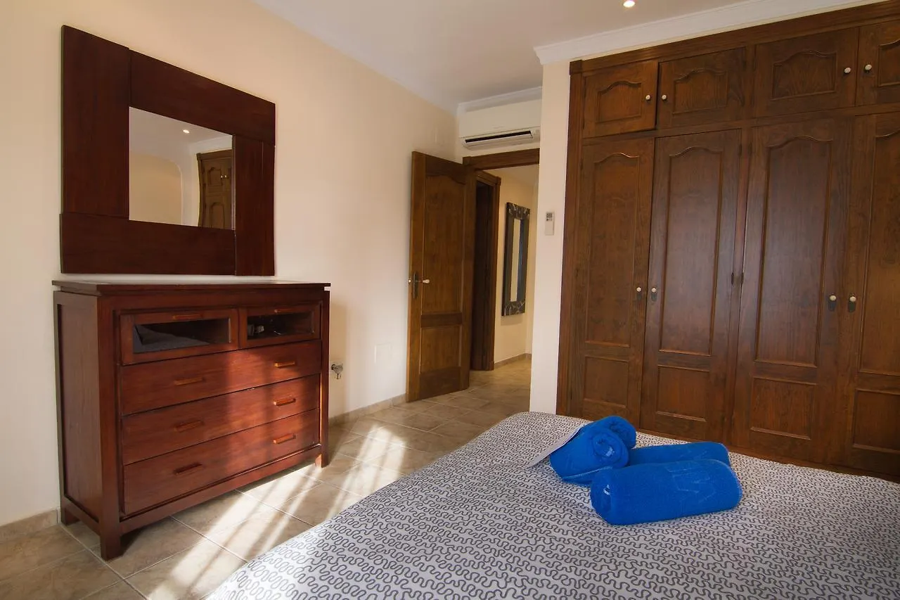 Apartment Los Pinos 19 Menyber Nerja
